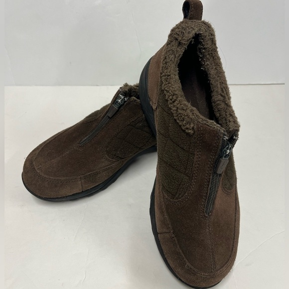 L.L. Bean Brown Suede Quilted Sherpa Zip Slip-on Prima loft Shoes Women's 9W - Picture 1 of 9